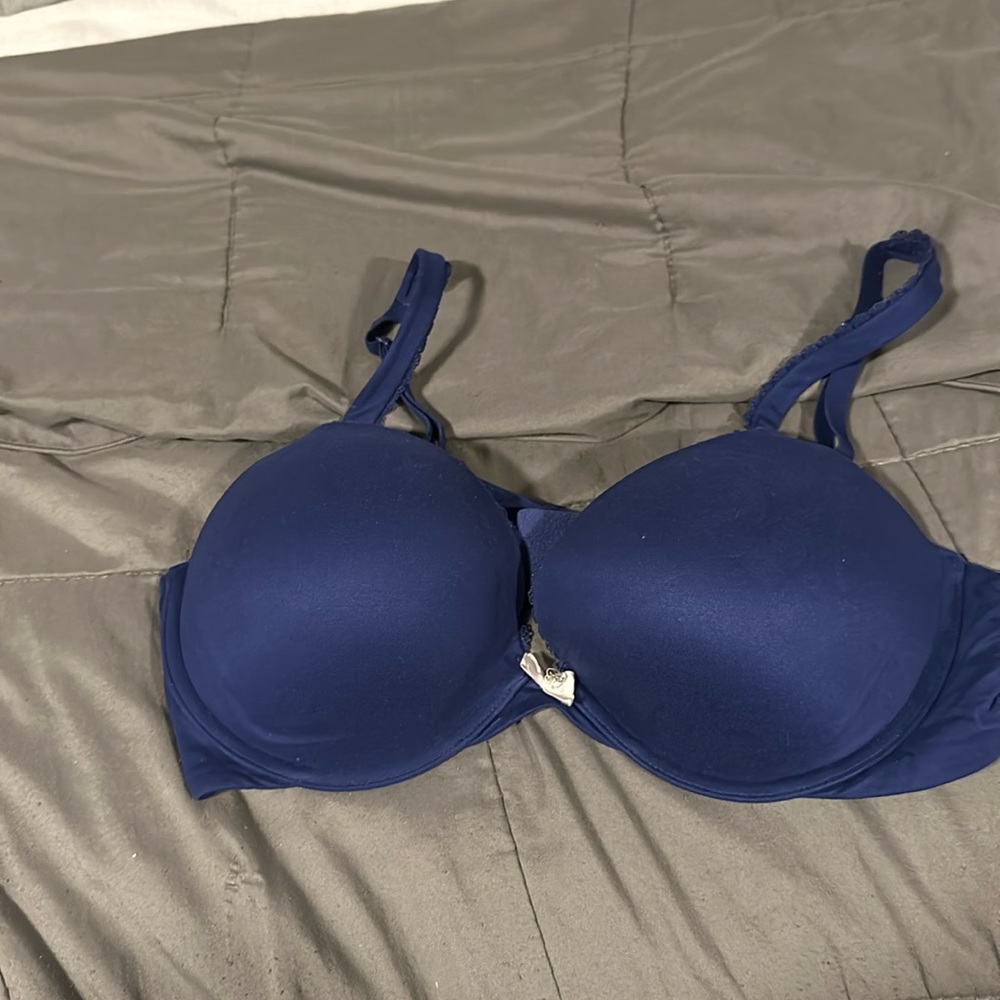 Victoria’s Secret bra